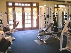 Clubhouse & Dining